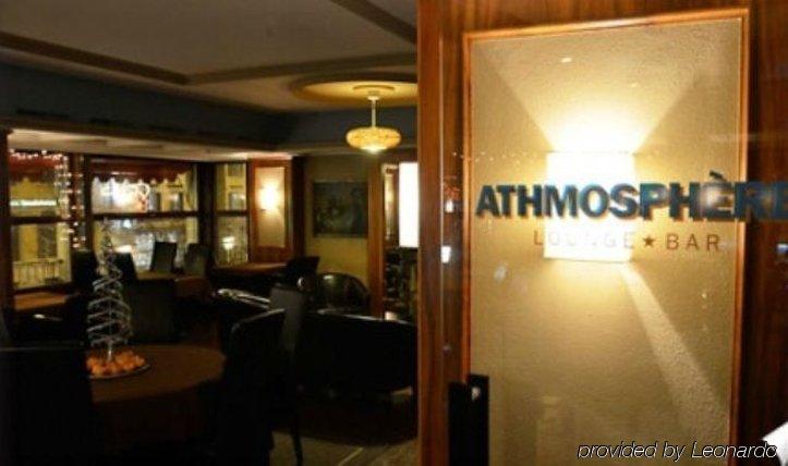Hotel Athmos La Chaux De Fonds Restaurant foto